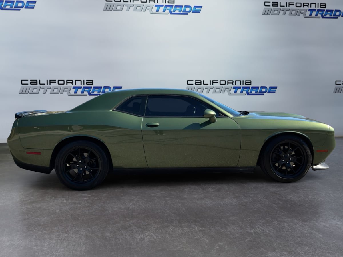 Used 2020 Dodge Challenger GT w/ Blacktop Package RWD image 4