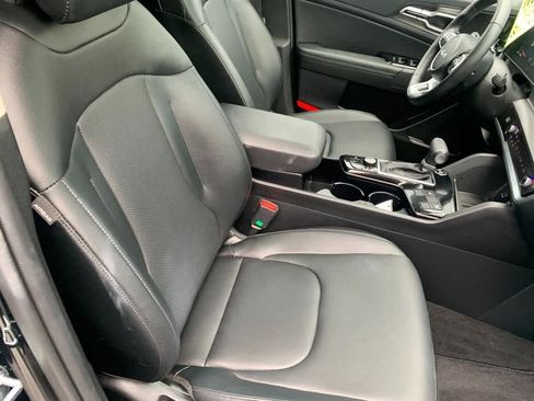Used 2025 Kia Sportage EX w/ Premium Package AWD/4WD image 20