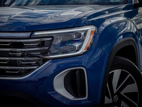 New 2026 Volkswagen Atlas SEL image 3