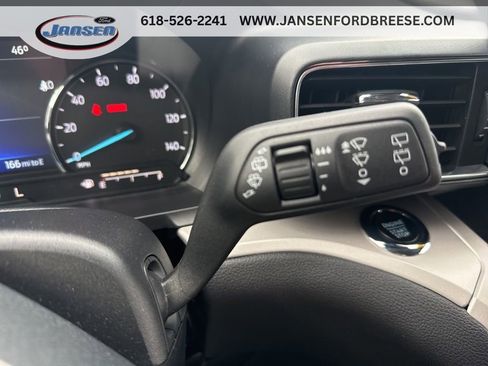 Used 2023 Ford Explorer XLT w/ Equipment Group 202A AWD/4WD image 19