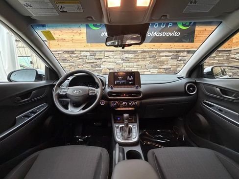 Certified 2023 Hyundai Kona SEL AWD/4WD image 18