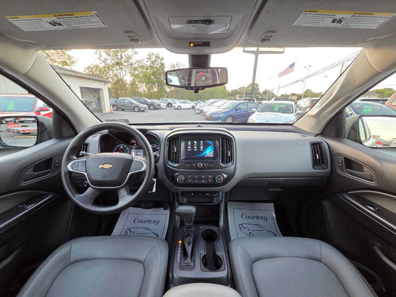Used 2017 Chevrolet Colorado W/T w/ WT Convenience Package RWD image 2