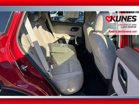 Used 2025 Nissan Rogue SV AWD/4WD image 17