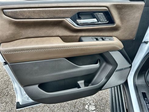 New 2026 GMC Yukon XL Denali Ultimate w/ LPO, Floor Liner Package image 21