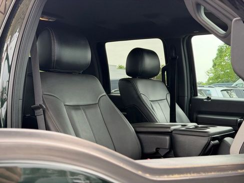 Used 2016 Ford F250 Lariat w/ Lariat Interior Package AWD/4WD image 37