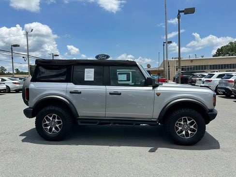 Used 2024 Ford Bronco Badlands AWD/4WD image 10