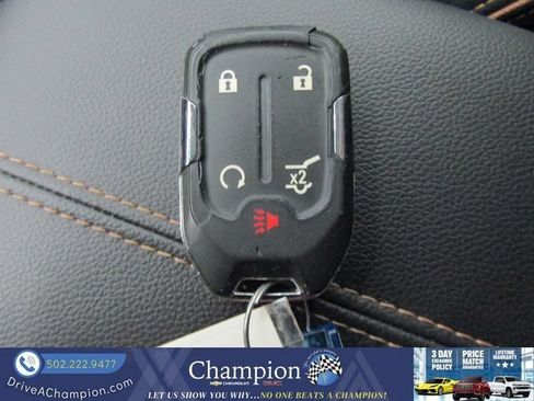 Certified 2024 GMC Terrain AT4 w/ Tech Package AWD/4WD image 10