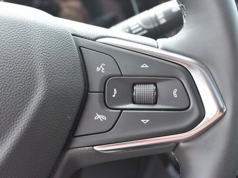 New 2026 Chevrolet Trax LT w/ Sunroof Package FWD image 22