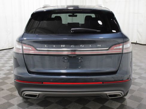 Used 2022 Lincoln Nautilus Reserve image 33