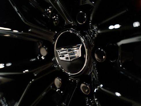Used 2026 Cadillac Escalade V AWD/4WD image 5
