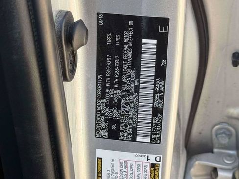 Used 2016 Toyota 4Runner SR5 AWD/4WD image 17