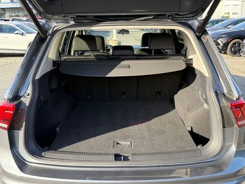Used 2018 Volkswagen Tiguan SEL image 22