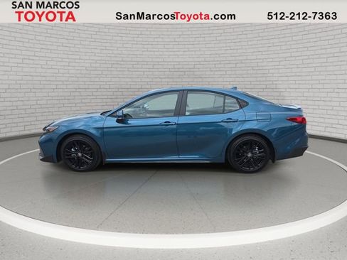 Used 2026 Toyota Camry SE w/ Convenience Package FWD image 9