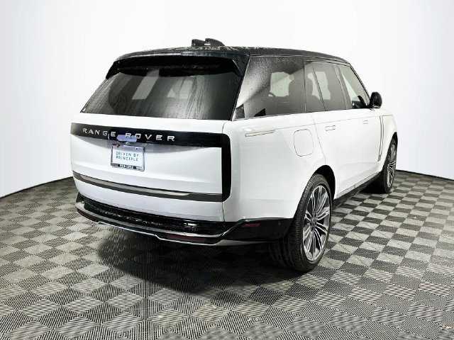 Used 2025 Land Rover Range Rover SE AWD/4WD image 8