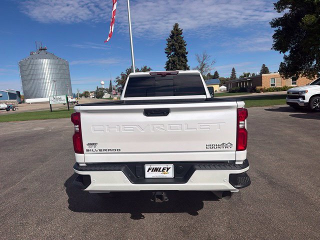 Certified 2021 Chevrolet Silverado 2500 High Country w/ Technology Package AWD/4WD image 6