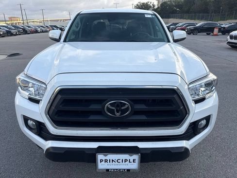 Used 2023 Toyota Tacoma SR5 RWD image 2