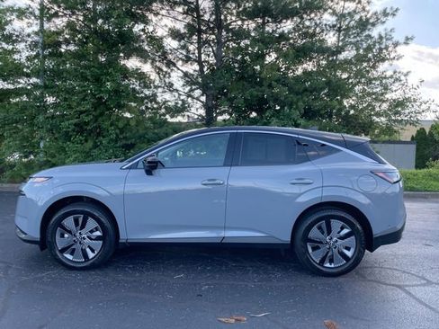 Used 2025 Nissan Murano SL w/ Cargo Package AWD/4WD image 2