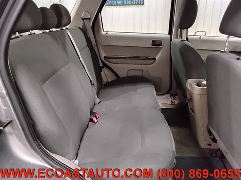 Used 2008 Ford Escape XLS AWD/4WD image 15