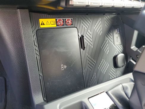 Used 2025 Toyota Tacoma Trailhunter image 18