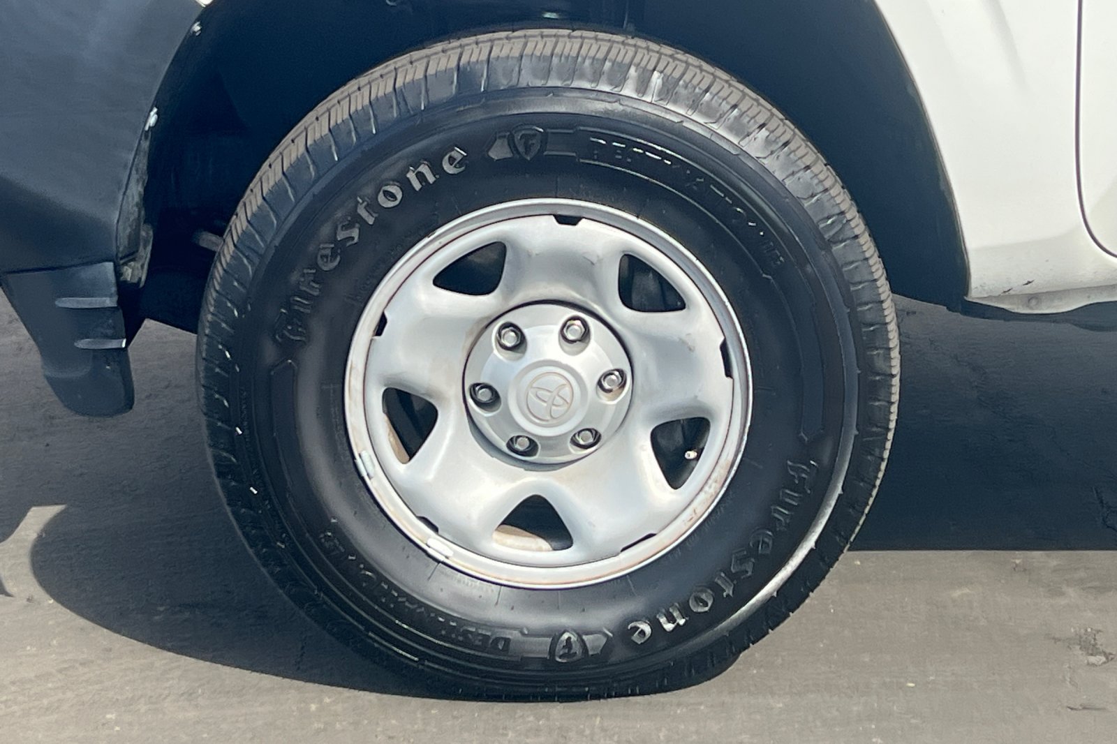 Used 2023 Toyota Tacoma SR RWD image 23