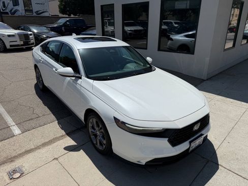 Used 2023 Honda Accord EX image 15
