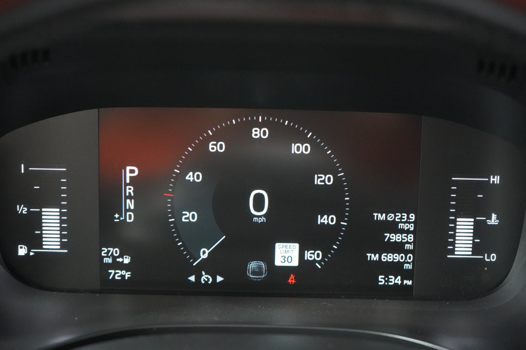 Used 2019 Volvo XC60 T6 Momentum AWD/4WD image 18