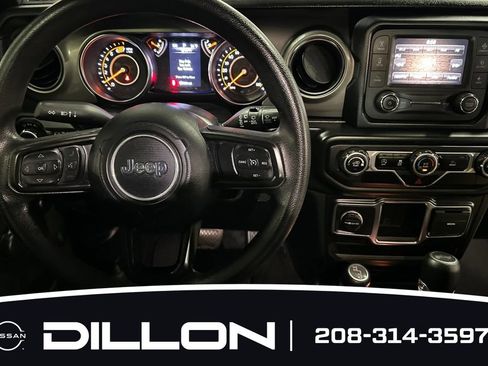 Used 2021 Jeep Wrangler Sport AWD/4WD image 15