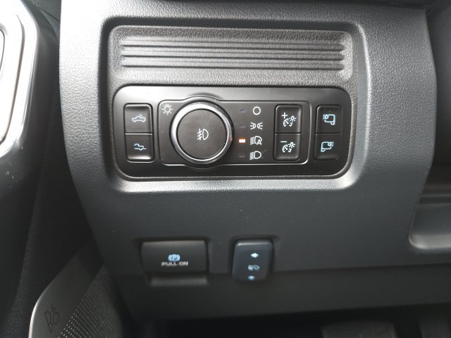Certified 2025 Ford F250 Platinum AWD/4WD image 26
