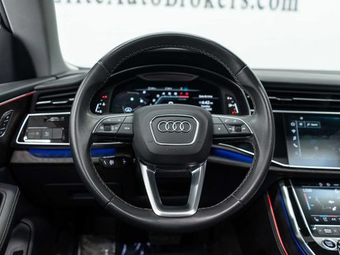 Used 2023 Audi Q8 Premium Plus w/ Premium Plus Package AWD/4WD image 20