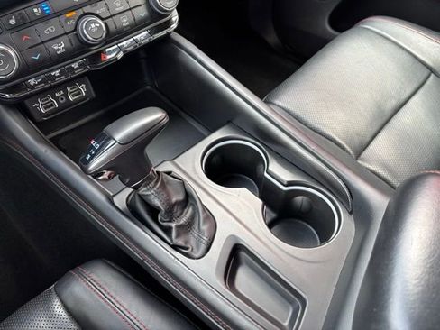 Used 2024 Dodge Durango GT image 32