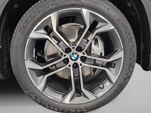 Used 2026 BMW X5 xDrive40i w/ Climate Comfort Package image 16