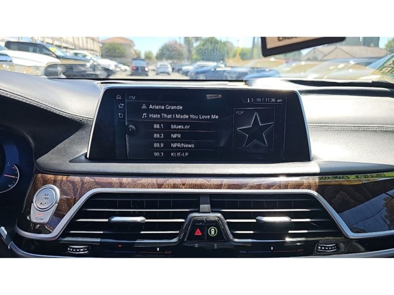 Used 2017 BMW 740i RWD image 24