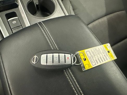 Used 2025 Nissan Altima 2.5 SV AWD/4WD image 31