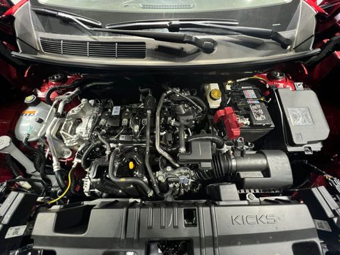 New 2026 Nissan Kicks SR FWD image 22