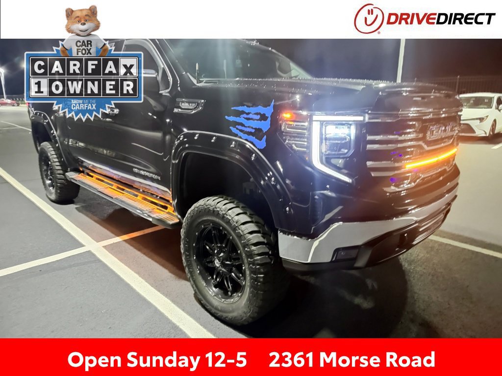 Used 2023 GMC Sierra 1500 SLT w/ SLT Premium Package AWD/4WD image 1