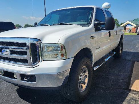 Used 2006 Ford F250 XLT AWD/4WD image 4
