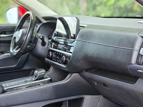 Certified 2022 Nissan Pathfinder SL w/ SL Premium Package image 13