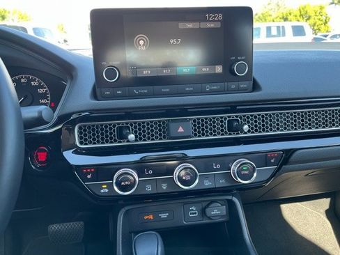 Used 2023 Honda Civic EX image 7