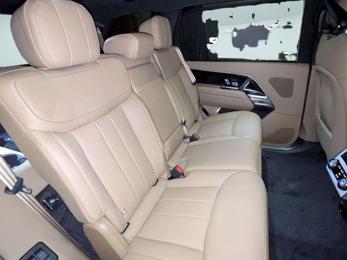 New 2026 Land Rover Range Rover Long Wheelbase SE AWD/4WD image 29