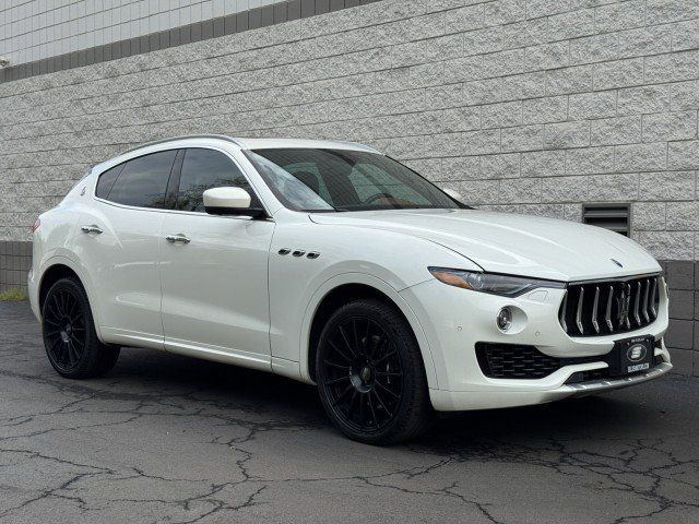 Used 2017 Maserati Levante S AWD/4WD image 16
