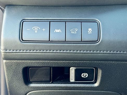 Used 2022 Hyundai Santa Fe Limited AWD/4WD image 6