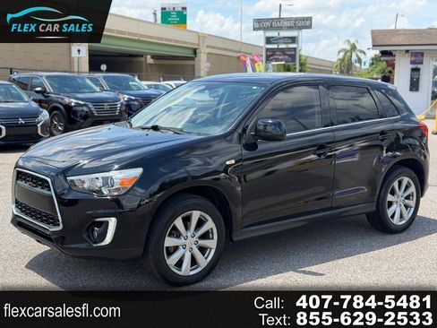 Used 2015 Mitsubishi Outlander Sport SE FWD image 1