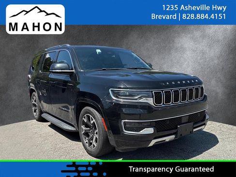 Used 2024 Jeep Wagoneer Series III AWD/4WD image 1