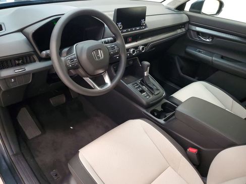 Certified 2025 Honda CR-V EX image 2