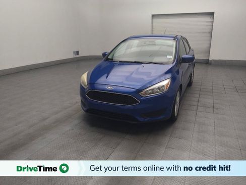Used 2018 Ford Focus SE FWD image 1