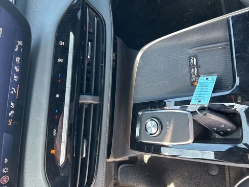 Used 2025 Buick Enclave Avenir w/ Trailering Package, 5000 lbs. image 18