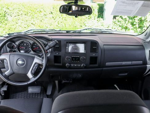 Used 2013 Chevrolet Silverado 1500 LT image 29