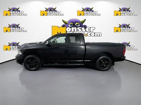 Used 2017 RAM 1500 Express w/ Black Ram 1500 Express Group AWD/4WD image 8