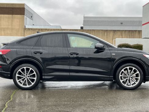 Used 2022 Audi Q4 e-tron Premium Plus image 6