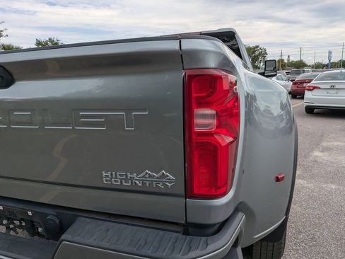 Used 2024 Chevrolet Silverado 3500 High Country w/ High Country Premium Package AWD/4WD image 34
